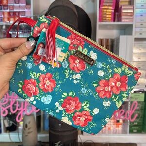 NWT Pioneer Woman Cosmetic Bag